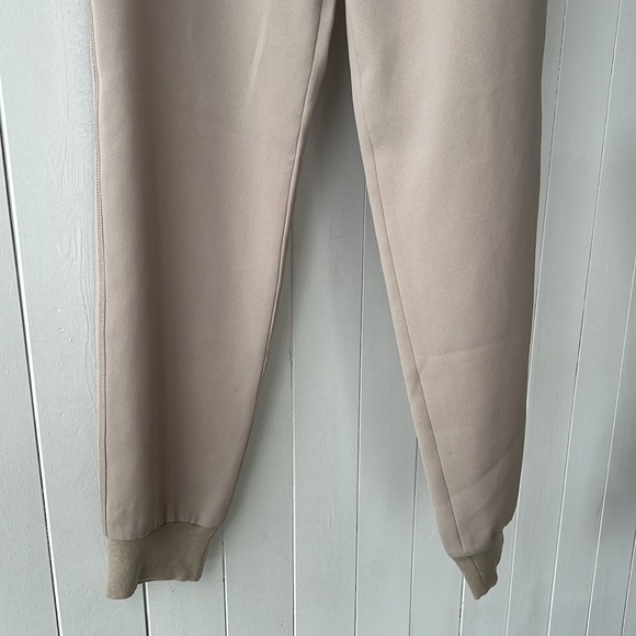 Vince joggers - Picture 3 of 8